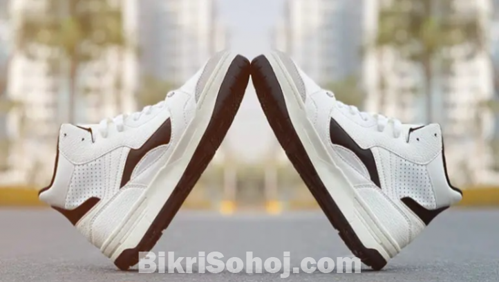 স্নিকার